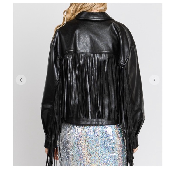 28 Fabulous Boho Faux Leather Fringed Jacket - Picture 5 of 5